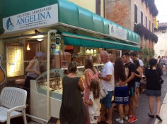 Gelateria di Zanandreis Lina a Lazise
