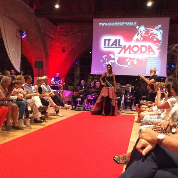 Sfilata Fashion Night 2016