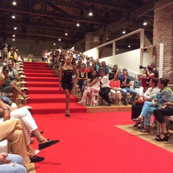 Sfilata Fashion Night 2016