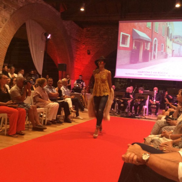 Sfilata Fashion Night 2016