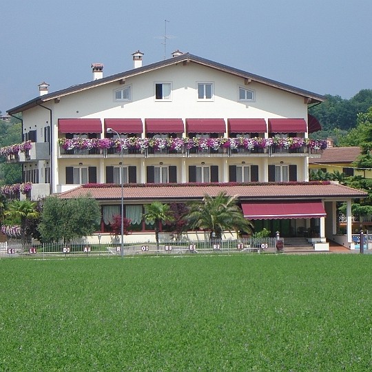 Hotel da Roberto a Lazise