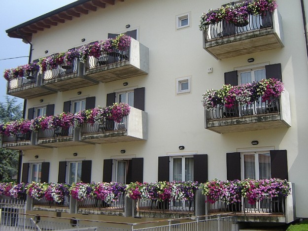Hotel da Roberto a Lazise Hotel da Roberto a Lazise