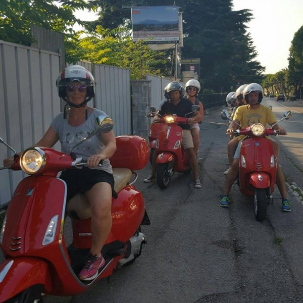 Rental Vespa Lazise