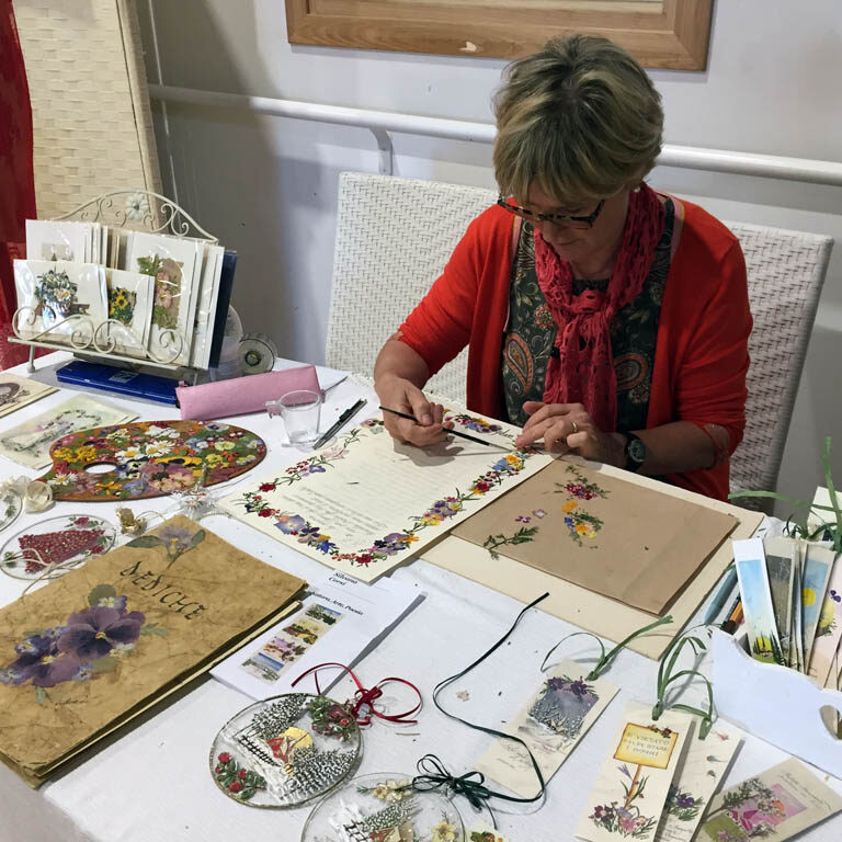 LAZISE: ARTCRAFT IN DOGANA