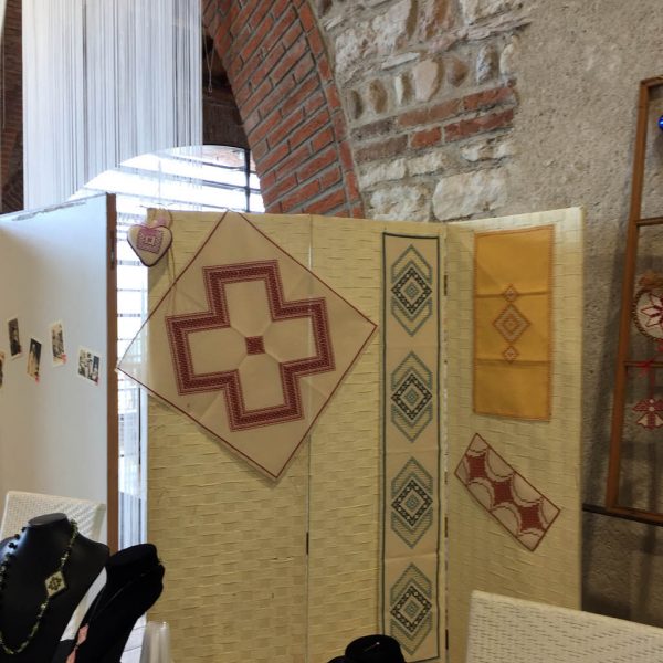 LAZISE: ARTCRAFT IN DOGANA
